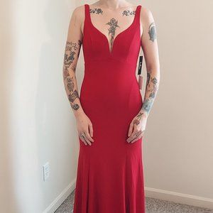Lulu's Plunge Neckline V-Line Back Sleeveless Red Gown Size S, NWT